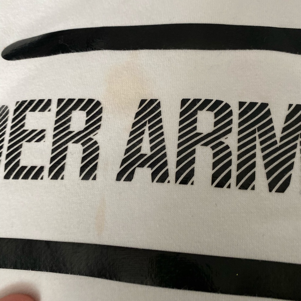 White underarmour hoodie